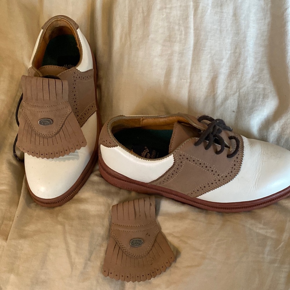 Golf shoes
